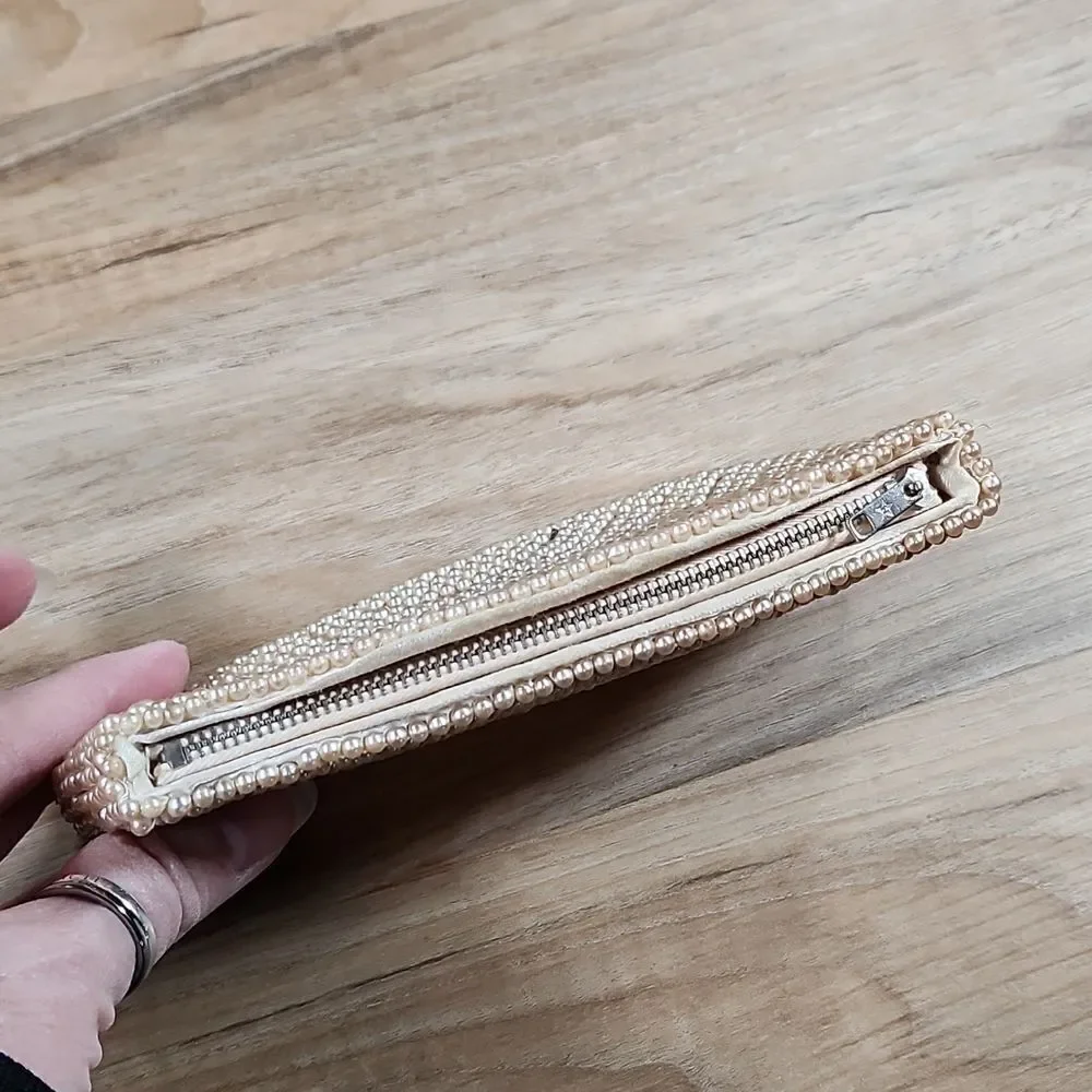 GUC Vintage Ivory Pearl Clutch Mini Zipper Bag